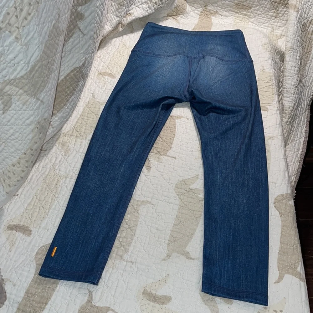 Lucy faux faded blue denim cropped leggings - Picture 2 of 5